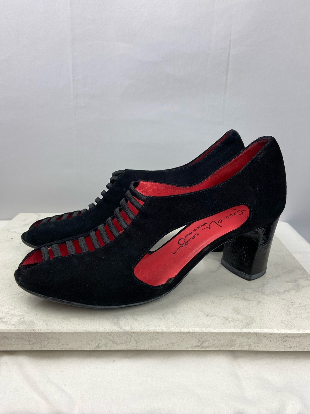 Pas de Rouge Black Suede Caged Peep Toe Block Heels Made in Italy Size 39